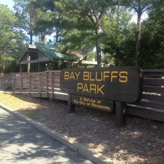 Hike at Bay Bluffs Park
